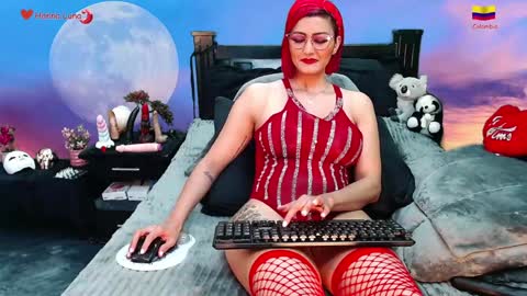 Snapshot of hanna_luna chatting on January 15, 2025, 7:15 am Hanna online show from January 15, 2025, 7:15 am