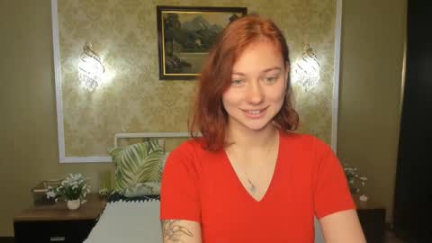 Snapshot of hanna_revees chatting on October 7, 2025, 11:07 am Mia online show from October 7, 2025, 11:07 am
