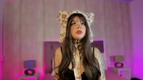 Hanna  online show from April 20, 2026, 12:41 pm