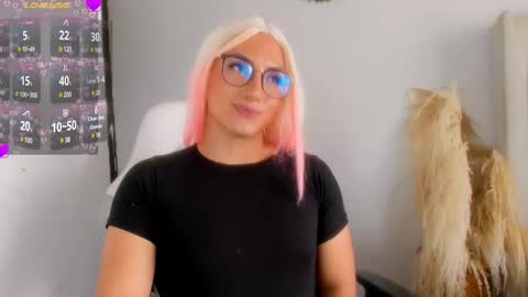 Hanna Capicorn online show from February 21, 2025, 6:26 pm