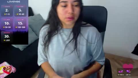 Snapshot of hannaagt chatting on February 25, 2026, 8:46 am hannaagt online show from February 25, 2026, 8:46 am