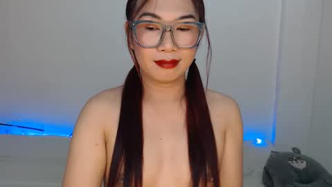 Hannah online show from October 8, 2025, 4:43 am