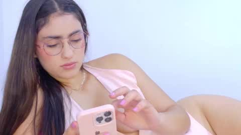 Hanna Connor online show from December 17, 2025, 6:03 pm