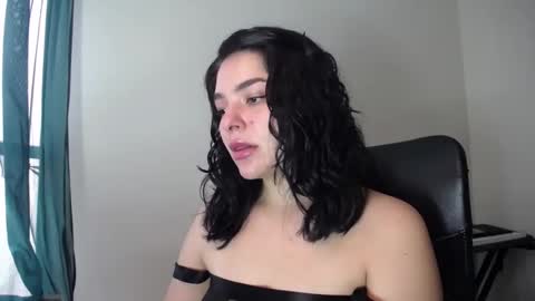 Snapshot of hannaconor chatting on January 8, 2025, 8:18 pm Aurora Sky online show from January 8, 2025, 8:18 pm