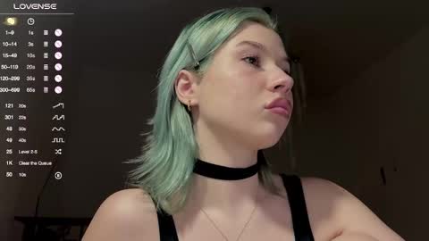 Hannah Allin online show from February 25, 2025, 5:36 pm