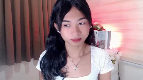Snapshot of hannah_davis69 chatting on January 8, 2025, 12:49 am Alex online show from January 8, 2025, 12:49 am