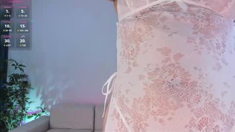 Hannah online show from October 12, 2025, 1:04 am