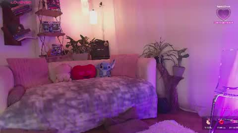 Snapshot of hannah_lovee chatting on July 18, 2026, 3:11 am hannah_lovee online show from July 18, 2026, 3:11 am