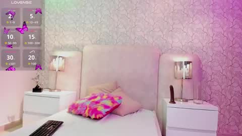 Snapshot of hannah_willian chatting on May 8, 2026, 11:48 am online show from May 8, 2026, 11:48 am