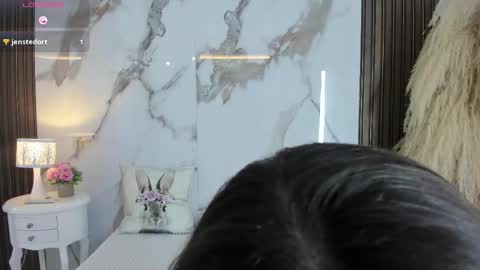 Snapshot of hannahill69 chatting on February 7, 2026, 5:22 am Hannahill69 online show from February 7, 2026, 5:22 am