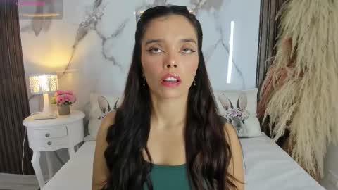 Snapshot of hannahill69 chatting on February 26, 2026, 4:55 am Hannahill69 online show from February 26, 2026, 4:55 am