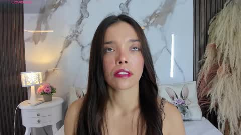 Hannahill69 online show from March 17, 2026, 4:39 am