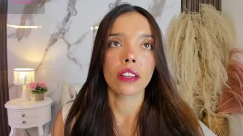 Hannahill69 online show from May 14, 2026, 5:14 am