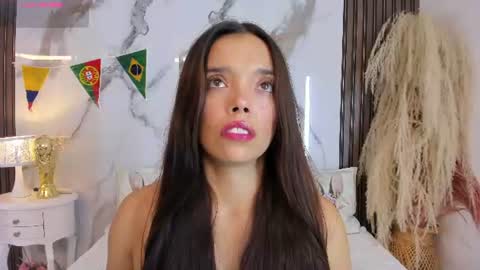 Hannahill69 online show from July 7, 2026, 5:21 am