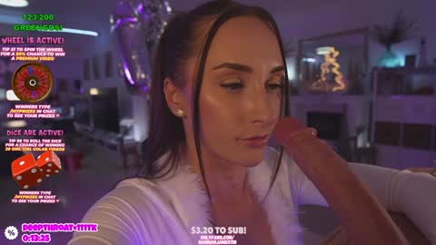 Snapshot of hannahjames710 chatting on December 9, 2024, 7:39 pm Hannah James online show from December 9, 2024, 7:39 pm