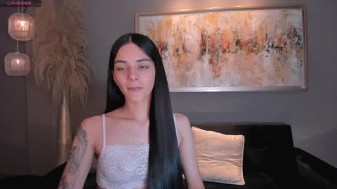 HANNAH J online show from December 15, 2024, 7:31 pm