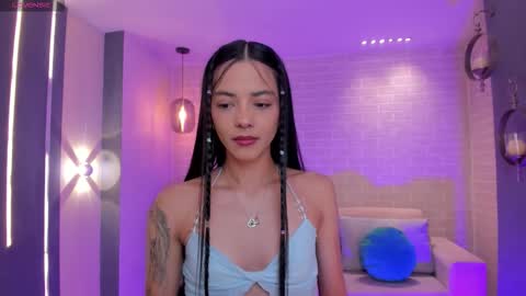 HANNAH J online show from December 17, 2025, 7:20 pm