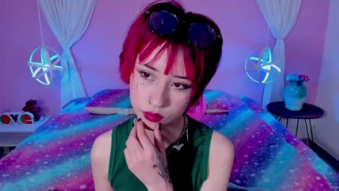 Snapshot of hannahpage chatting on January 24, 2025, 12:20 pm Hannah online show from January 24, 2025, 12:20 pm