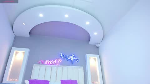 HannaPaola online show from March 5, 2025, 10:43 pm