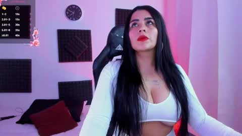 Hanna  online show from October 12, 2025, 12:48 pm