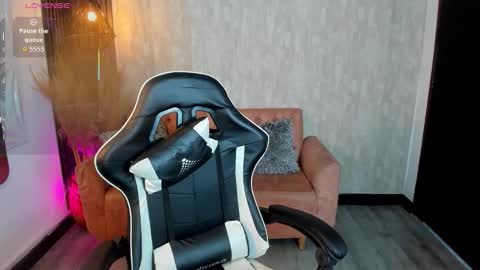 Hanna online show from January 10, 2026, 11:56 am