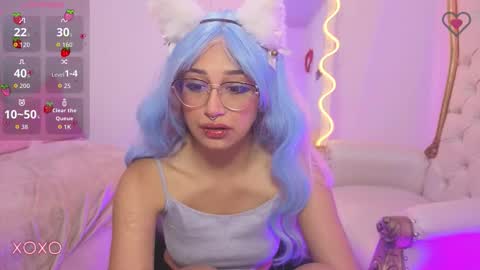 HANNI  online show from January 14, 2026, 11:38 am