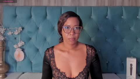 Snapshot of hannnafoxx chatting on January 7, 2025, 10:11 am online show from January 7, 2025, 10:11 am