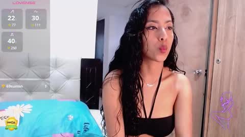 Snapshot of hanny_bomm chatting on March 12, 2025, 10:50 pm hanny_bomm online show from March 12, 2025, 10:50 pm