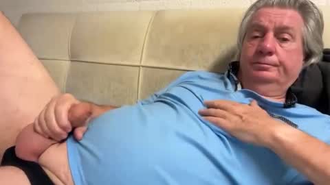 hans66760 online show from December 25, 2024, 10:37 pm