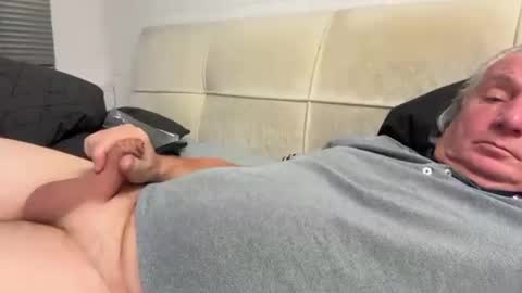 hans66760 online show from December 26, 2024, 6:54 pm