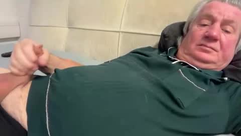 hans66760 online show from January 23, 2025, 11:05 pm