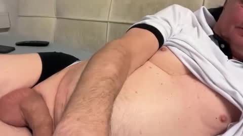 hans66760 online show from February 15, 2025, 6:44 pm