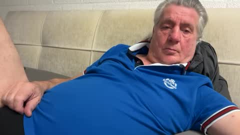 hans66760 online show from February 16, 2025, 9:48 pm