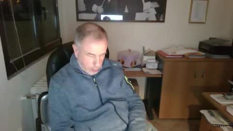 Snapshot of hanscooper chatting on December 10, 2024, 4:17 pm hanscooper online show from December 10, 2024, 4:17 pm