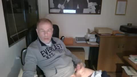 Snapshot of hanscooper chatting on December 26, 2024, 9:47 pm hanscooper online show from December 26, 2024, 9:47 pm