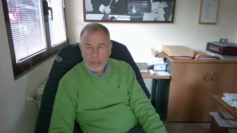 Snapshot of hanscooper chatting on December 27, 2024, 2:33 pm hanscooper online show from December 27, 2024, 2:33 pm