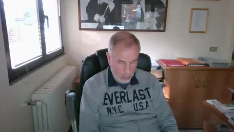 Snapshot of hanscooper chatting on October 24, 2025, 2:02 pm hanscooper online show from October 24, 2025, 2:02 pm