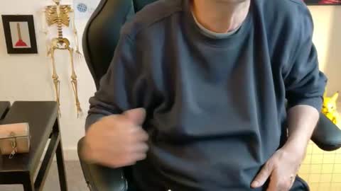 Snapshot of hansi63 chatting on September 27, 2025, 9:58 am charly online show from September 27, 2025, 9:58 am