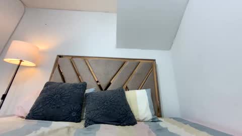 Snapshot of hanz_watson chatting on February 24, 2026, 5:00 pm hanz online show from February 24, 2026, 5:00 pm