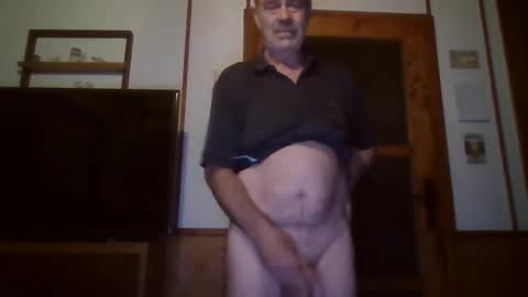 Snapshot of hanzik1954 chatting on October 12, 2025, 5:45 pm hanzik1954 online show from October 12, 2025, 5:45 pm