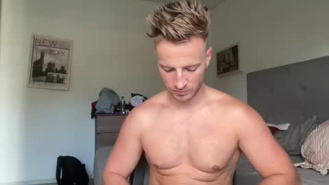 Snapshot of hanzlagerfelt chatting on September 14, 2025, 5:23 pm hanzlagerfelt online show from September 14, 2025, 5:23 pm