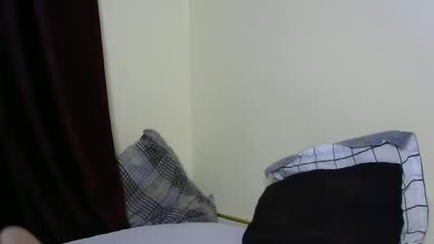 Snapshot of happy_darling chatting on March 10, 2025, 8:34 pm happy online show from March 10, 2025, 8:34 pm
