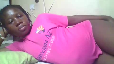 happy_dimple online show from December 3, 2025, 8:51 pm