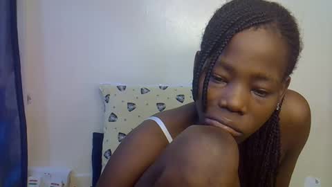 happy_kienyeji online show from December 2, 2025, 4:18 am