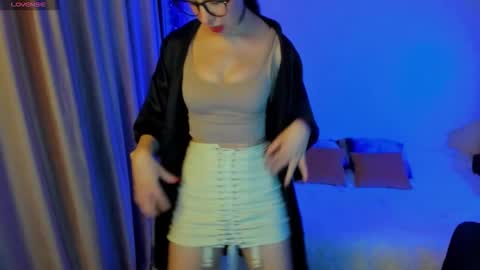 Snapshot of happystephanie chatting on October 10, 2025, 4:17 pm Stephanie online show from October 10, 2025, 4:17 pm