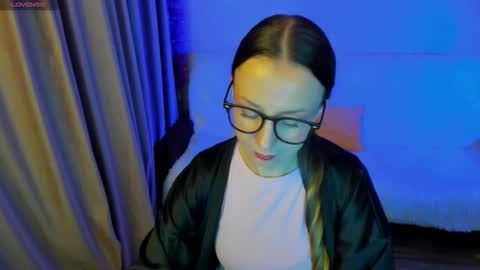 Snapshot of happystephanie chatting on October 11, 2025, 4:49 pm Stephanie online show from October 11, 2025, 4:49 pm