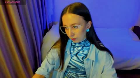 Stephanie online show from April 15, 2026, 6:59 pm