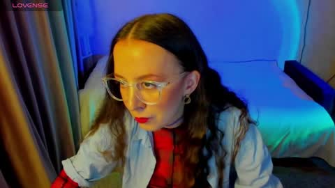 Stephanie online show from June 7, 2026, 7:17 pm