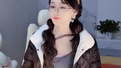 Daisy online show from December 14, 2024, 6:35 am