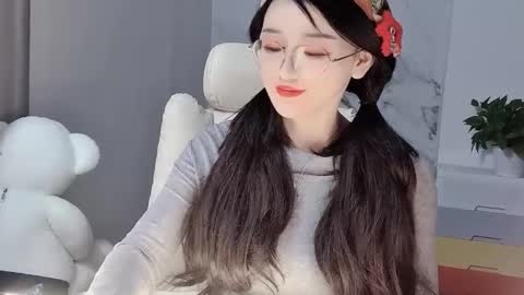 Daisy online show from February 19, 2025, 1:50 pm